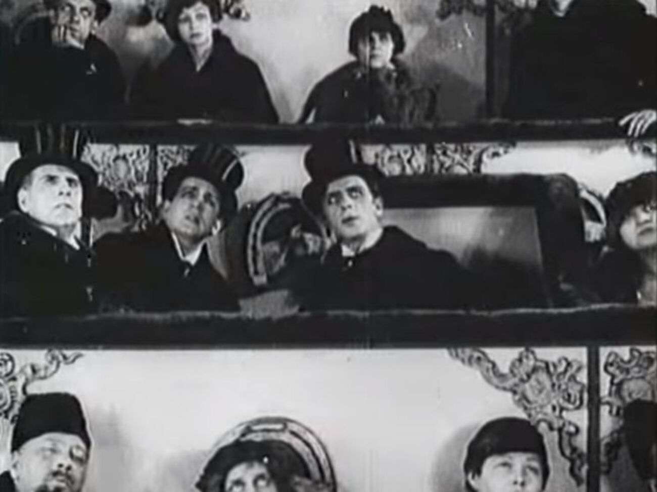 Кадр из фильма "Молчи, грусть, молчи" (1918)