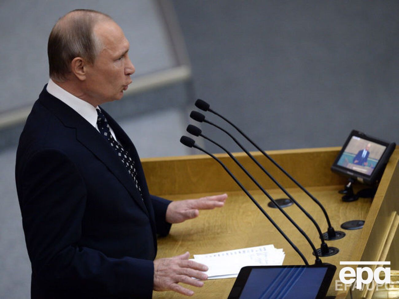 Путин заявил о готовности РФ снизить добычу нефти