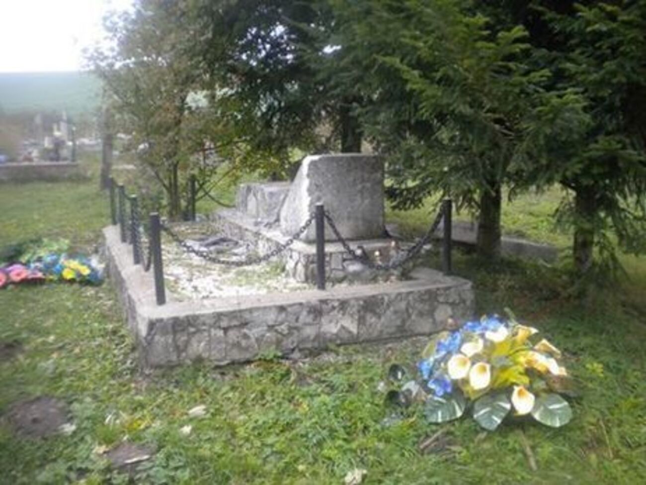 Это не первый акт вандализма в отношении украинских памятников