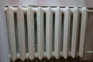 В дома украинцев начали подавать тепло