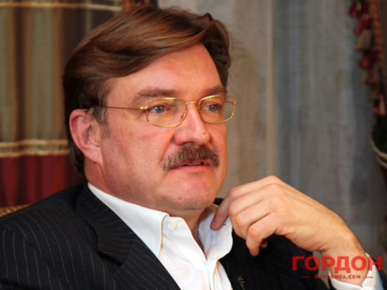 Евгений Киселев: Может быть, Путин прячет ото всех под подушкой фотографию Хиллари Клинтон?