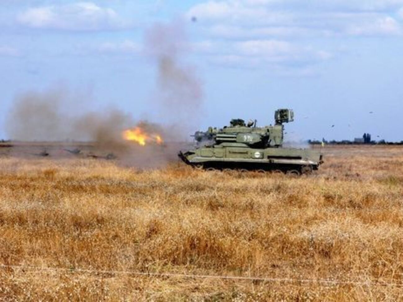 Боевики начали частичное отведение вооружения от Станицы Луганской Луганской области, сообщает разведка