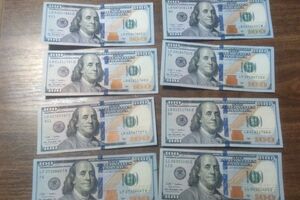 Крупная сумма валюты, изъятая у пассажира рейса Анталья – Запорожье