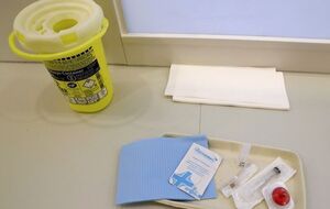 В Париже откроют комнату для приема наркотиков. Фоторепортаж