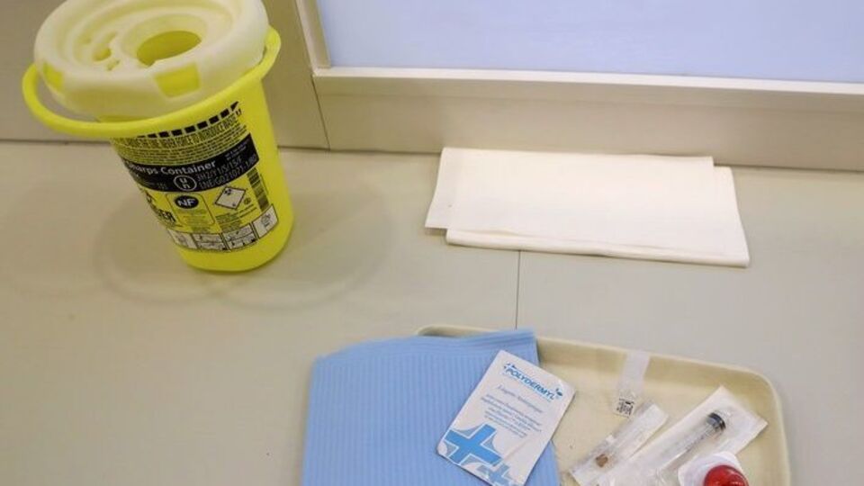 В Париже откроют комнату для приема наркотиков. Фоторепортаж