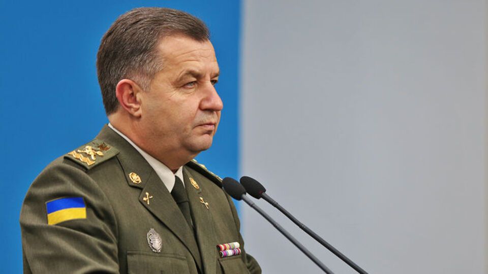 Полторак заявил, что развод сил в районе Станицы Луганской не состоится в ближайшее время из обстрелов боевиков
