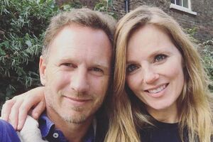 Холливелл: Благословенна стать матерью