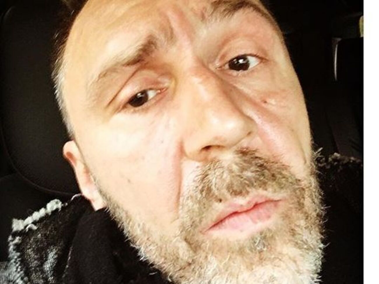 Шнуров считает, что в РФ должны меняться лица