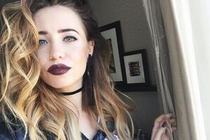 Дорофеева: Рада сообщить, что я стала официальной It-Girl Maybelline New-York Ukraine! Ну что, ныряю в мир Fashion и make-up!