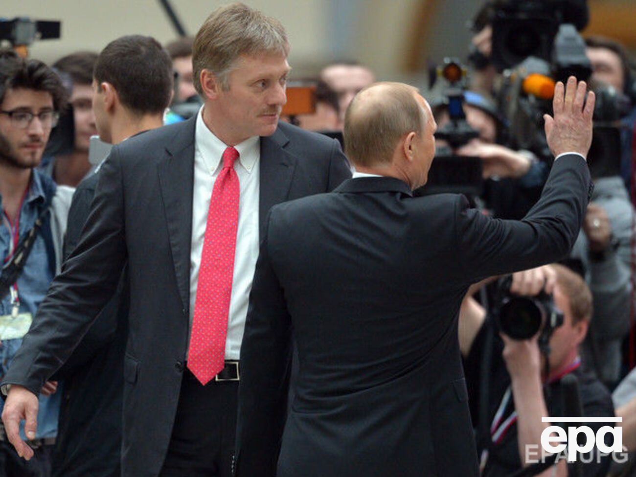 Песков утверждает, что остается пресс-секретарем Путина&nbsp;