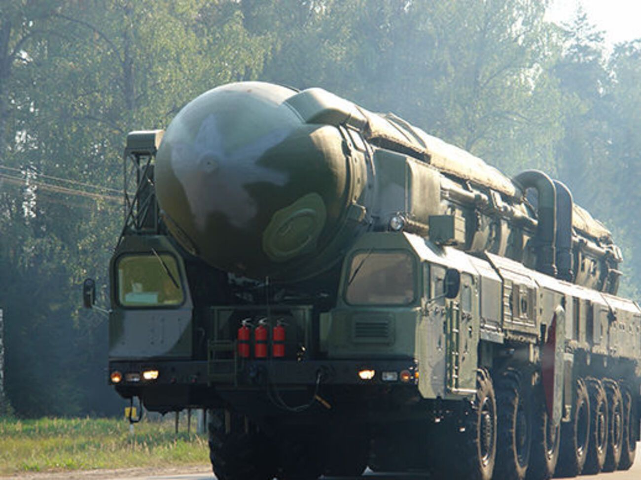 На космодроме Плесецк задействовали ракету РС-12М "Тополь"