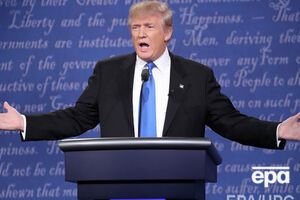 В соцсети главы штаба Хиллари Клинтон опубликовали призыв голосовать за Дональда Трампа