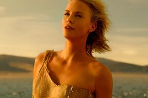 Терон: Вода, солнце, земля, я