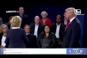 Трамп и Клинтон "спели" песню украинских исполнителей