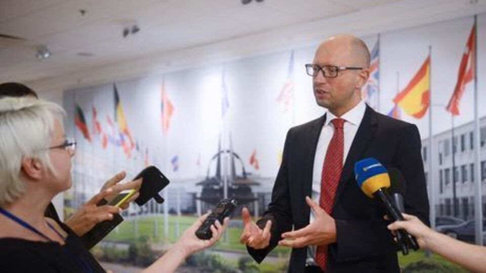 Яценюк: Следствие установит роль каждого участника организованной преступной группировки, которая возглавлялась тогдашним президентом