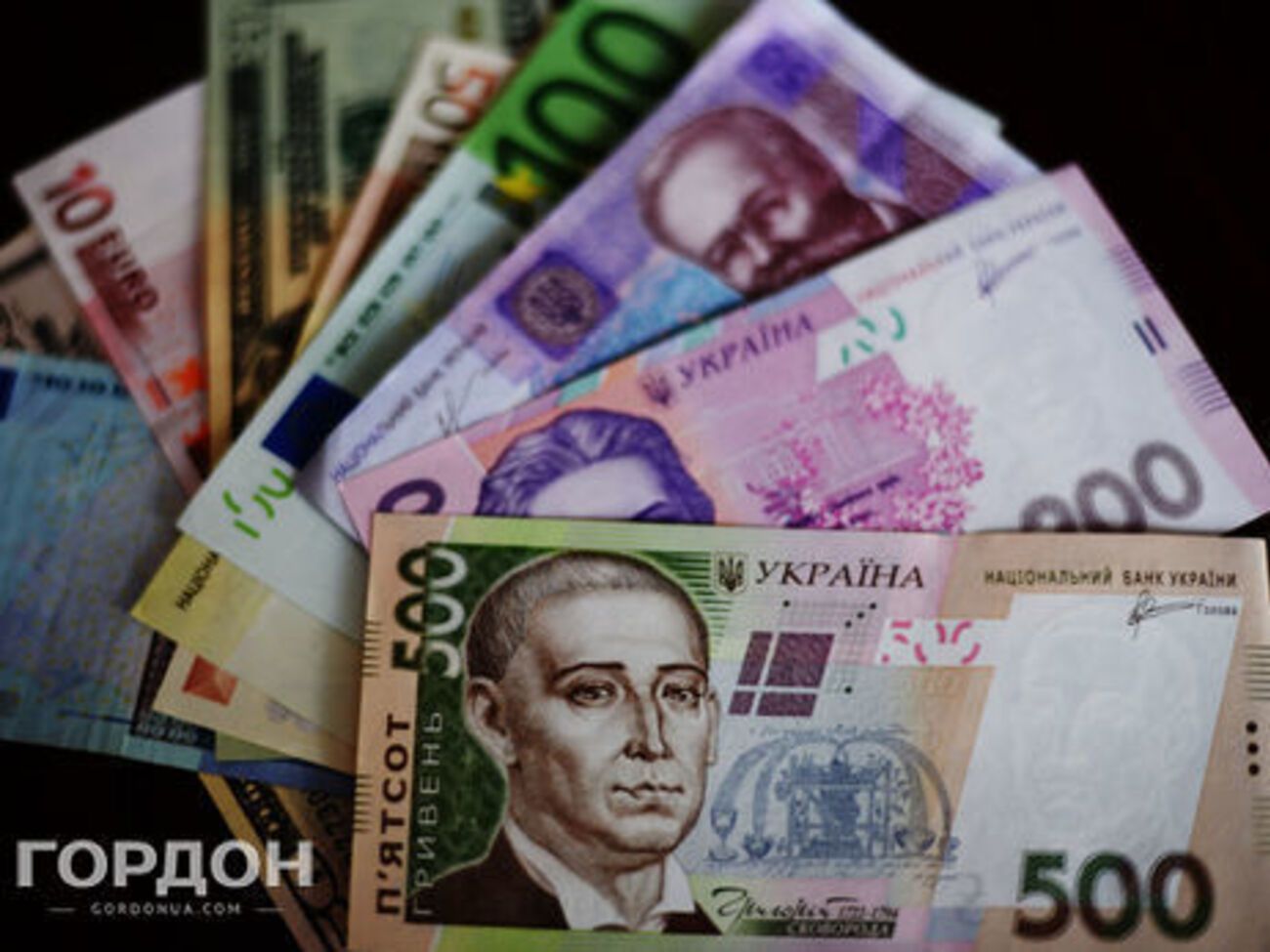 В украинских банках выросли депозиты физических лиц