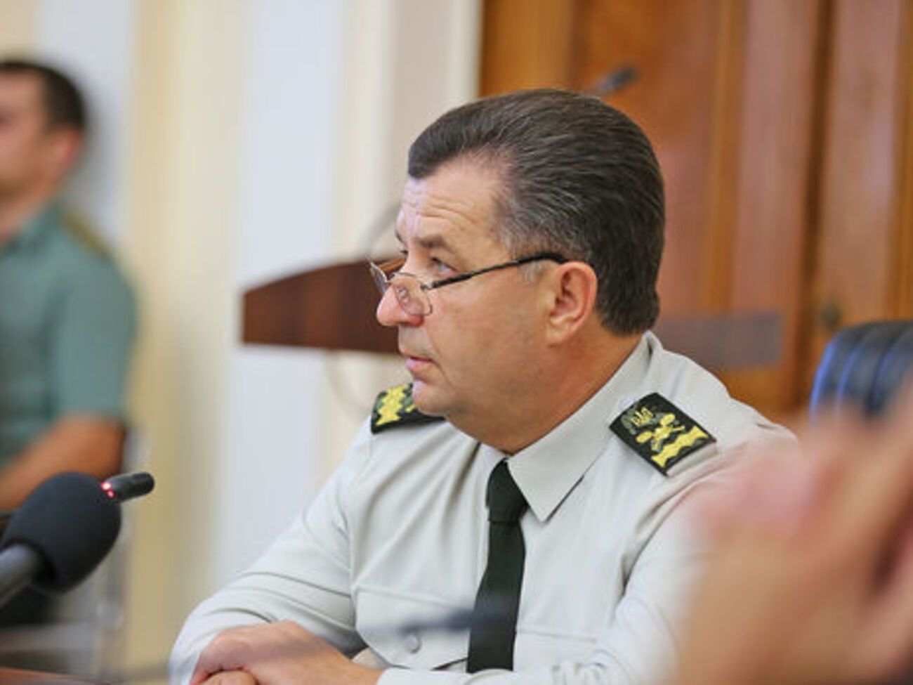 Степан Полторак: Мы должны работать сами, чтобы страна была богатой и состоятельной