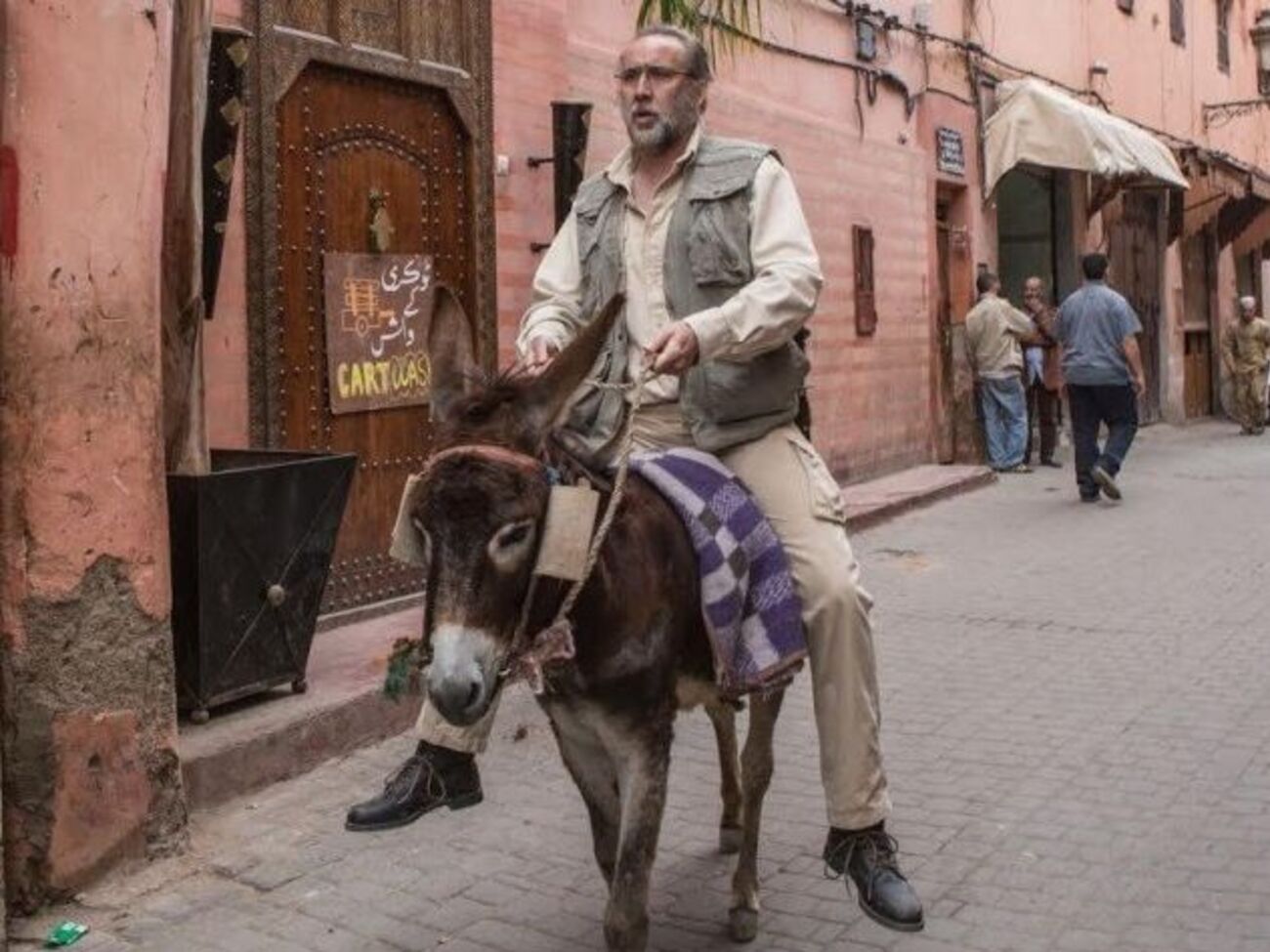 Герой Кейджа отправится в Пакистан