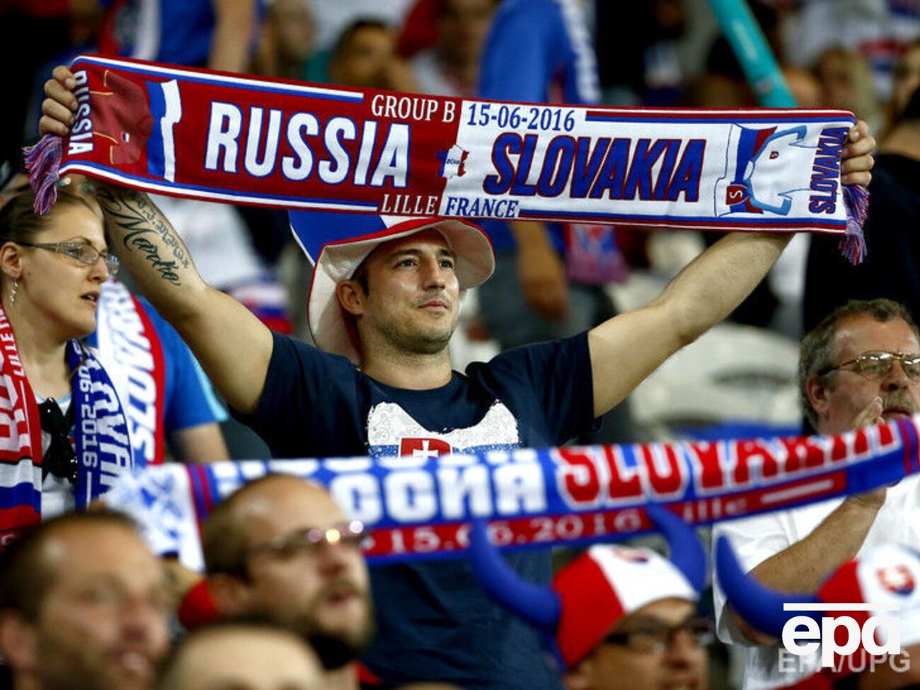 Болельщики сборной России устроили несколько потасовок во время Евро 2016