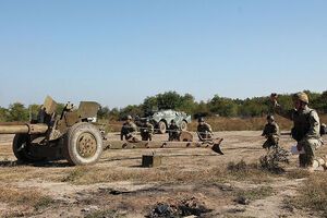 Новая украинская армия не может разработать свой устав, считает боец АТО Римарук