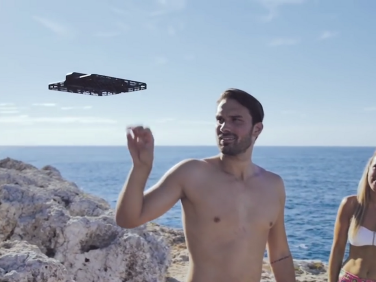 Hover Camera Passport портативна