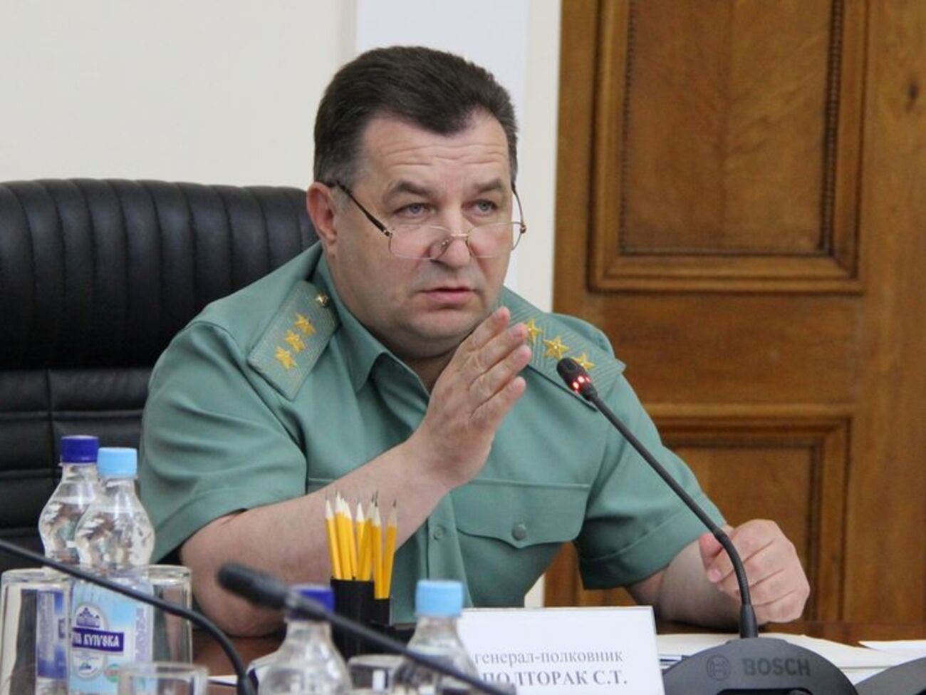 Полторак: Мы сами должны построить армию, способную защищать Украину