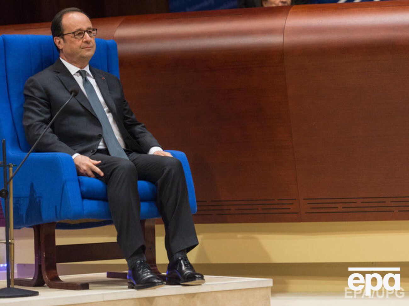 Олланд рассказал, как организовывал встречу&nbsp;"двух славянских врагов" в Нормандии