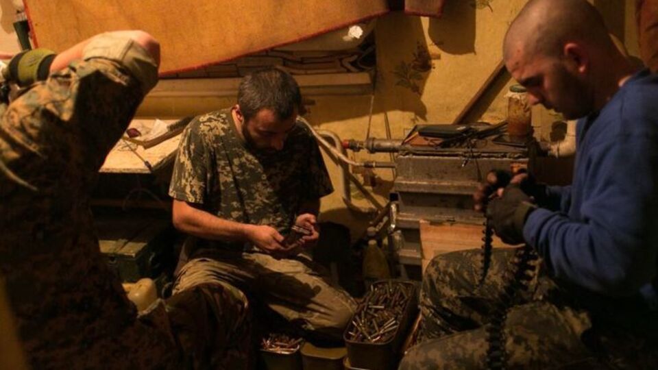 Неделя с украинскими бойцами-добровольцами в Песках