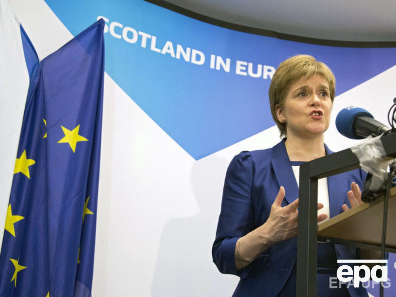 Стерджен хочет независимости и остаться в ЕС