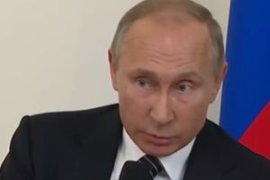 Владимир Путин: На прослушку тратятся миллиарды долларов