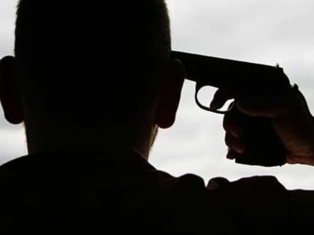 В Херсонской области военнослужащий выстрелил себе в голову
