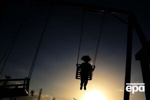 Из аннексированного Крыма на материковую часть Украины переехали два детских дома семейного типа и три приемные семьи