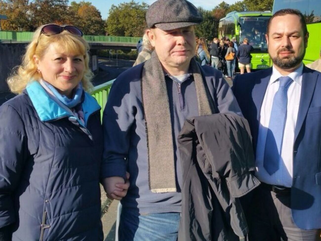 Ирина и Владимир Жемчуговы с консулом Украины