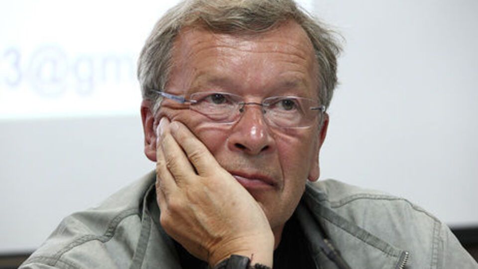Виктор Ерофеев: Я вижу, что очень многие головой повернуты назад