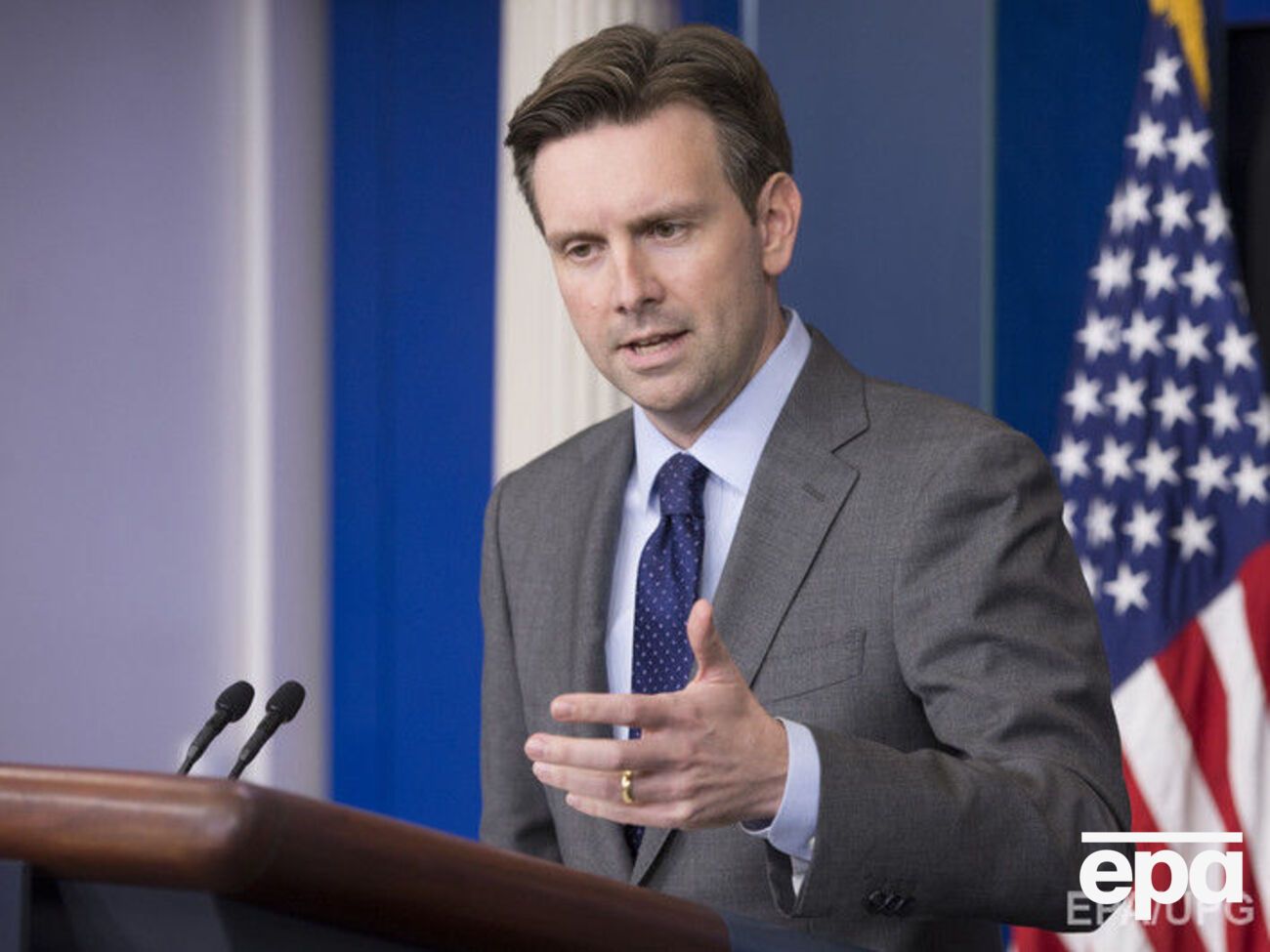 Эрнест &ndash; журналистам:&nbsp;Вы, ребята, такие серьезные сегодня