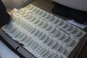 Оперативники СБУ задержали депутатов в Винниках при получении взятки