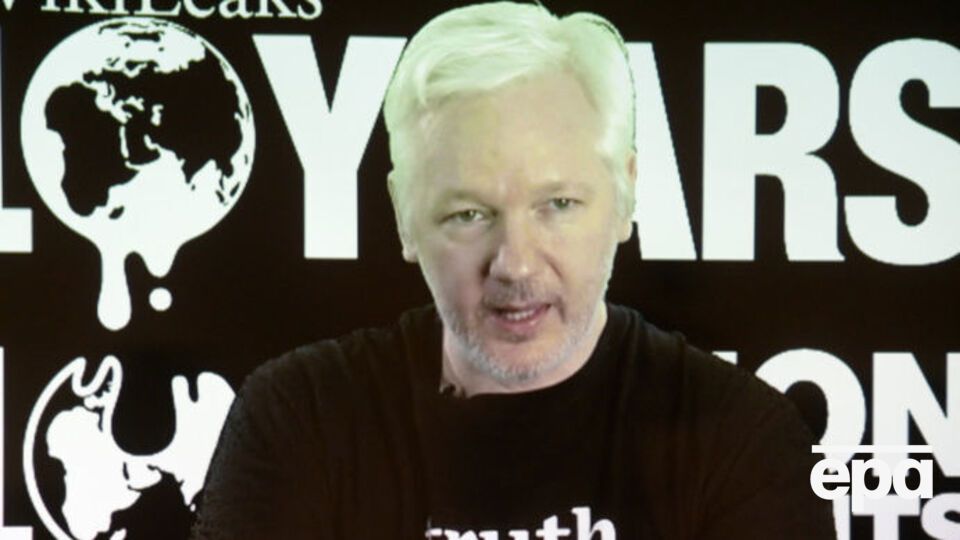 WikiLeaks заявил, что Ассанжу отключили интернет