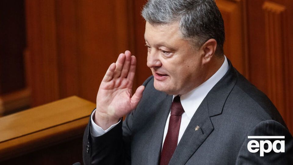 Порошенко провел телефонный разговор с Левеном
