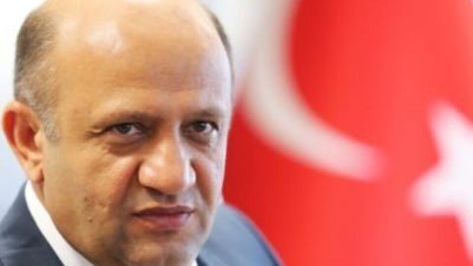 Ишик отметил, что турецкую сторону пригласили к участию в международной встрече по ситуации в Мосуле, которая состоится в Париже в ближайшие дни