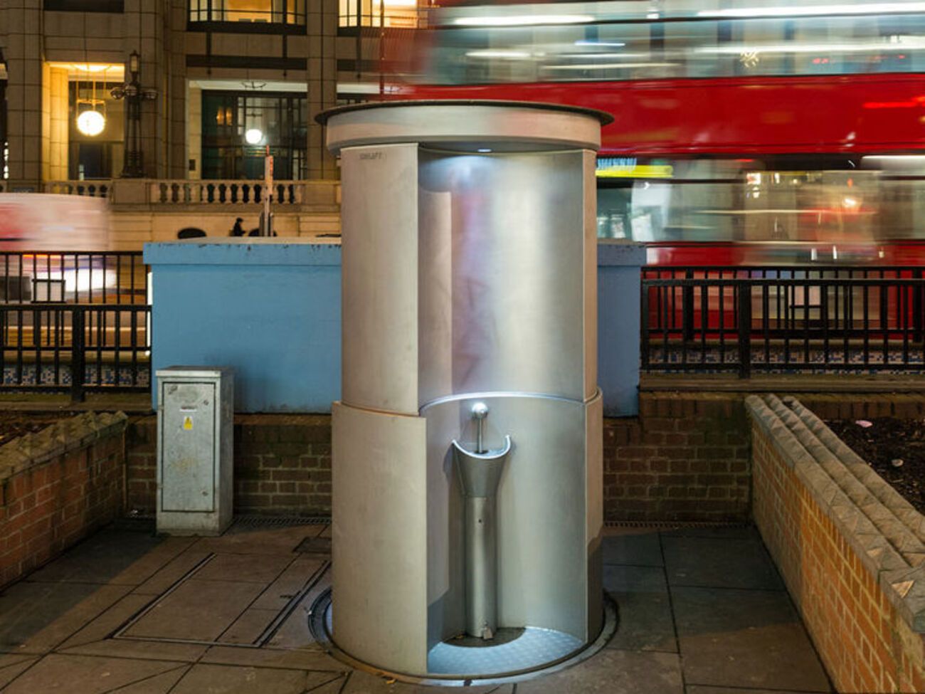 Глава проекта "Открытый туалет": Писсуары работают автономно и не требуют дополнительного ухода