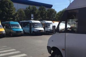 Полиция устанавливает личность водителя