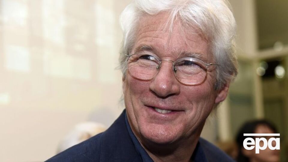 Гир прожил с женой 12 лет