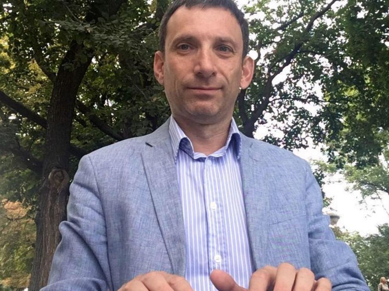 Портников: Не можешь же ты, император, бросить нас на произвол судьбы! Тут же твои статуи стоят!