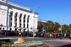 В Донецке сегодня похоронили боевика Моторолу