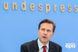 По словам Зайберта, дискуссия по Сирии не обойдется без обсуждения ответственных за бомбардировки