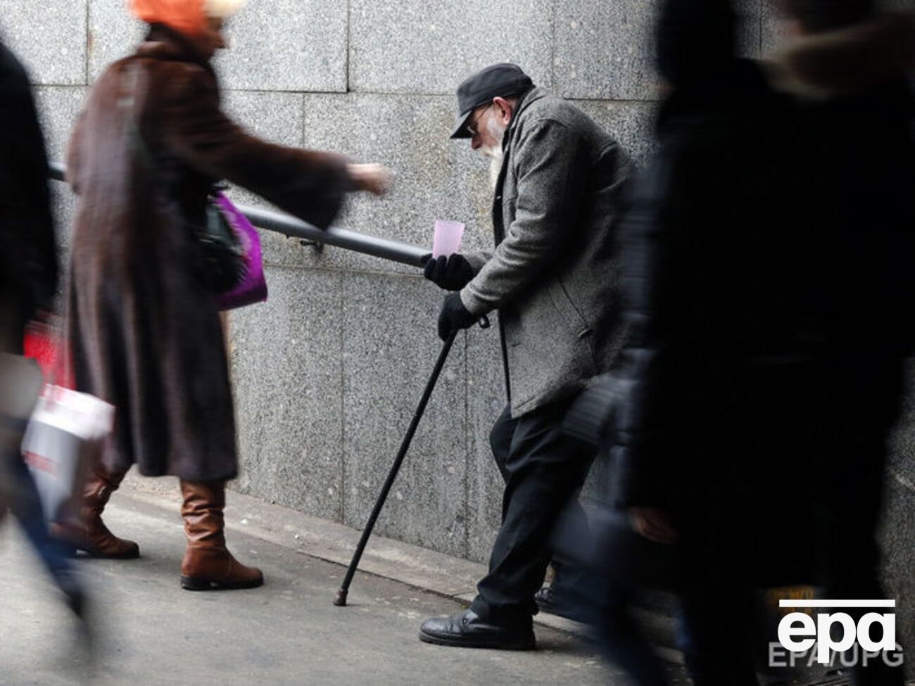 C начала экономического спада в России средний класс уменьшился на 14 млн человек