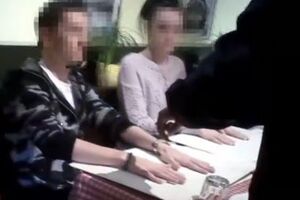 Момент задержания российского хакера в Чехии