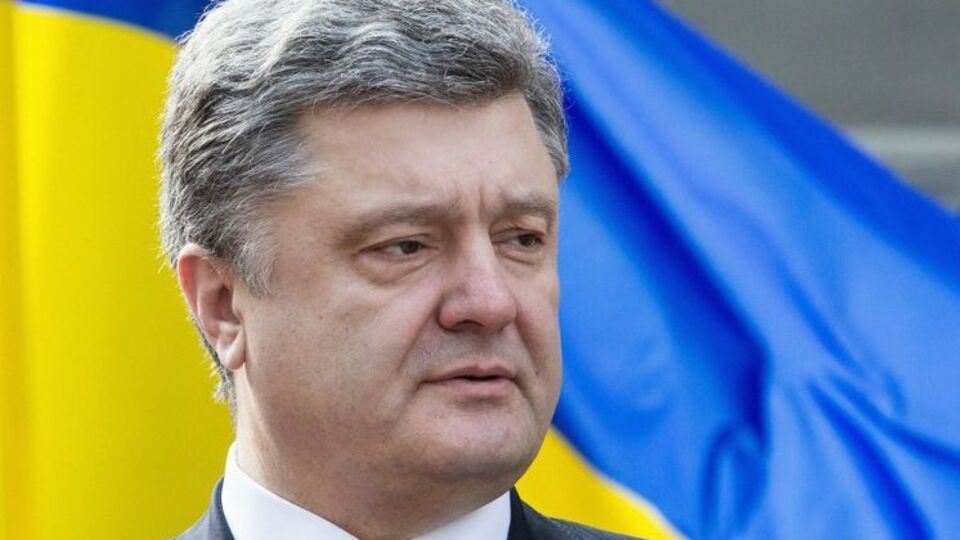 Порошенко: Отвод войск в районе Дебальцево будет способствовать деэскалации конфликта