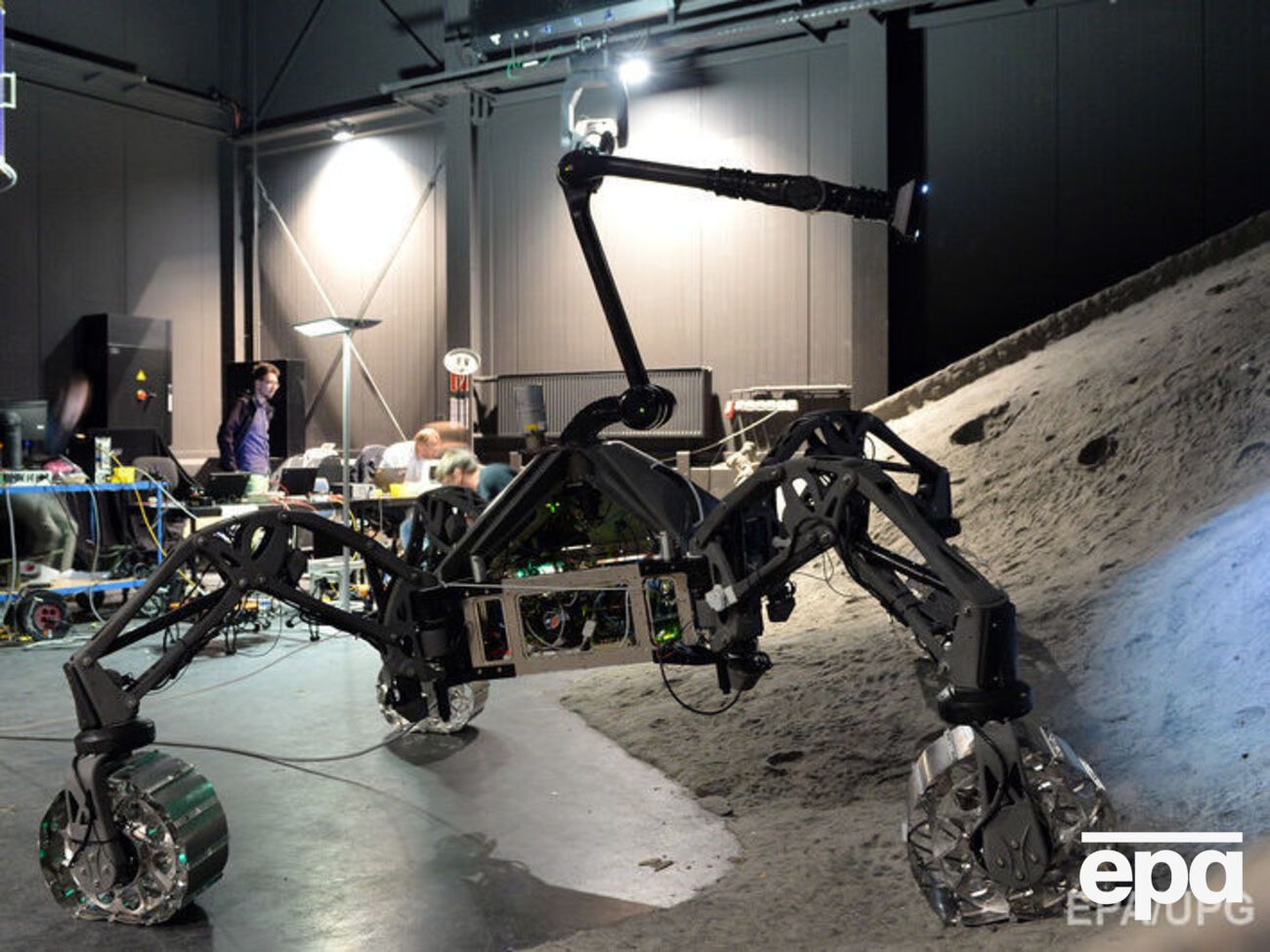 Немецкий научно-исследовательский центр искусственного интеллекта испытывает нового робота для работы на&nbsp;Луне и Марсе