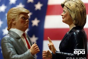 Клинтон поддерживают 46% мужчин, в то время как Трампа – 44%